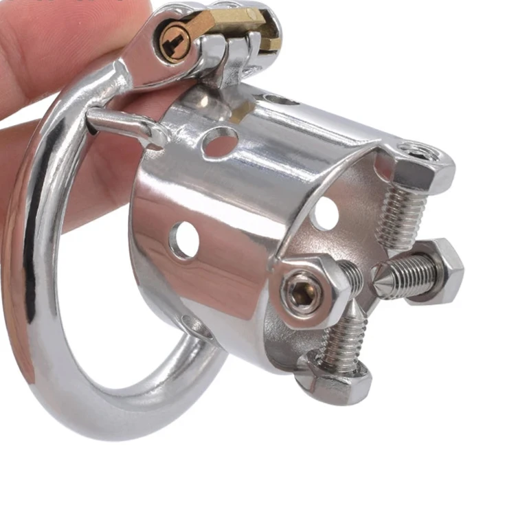 Cage de chastete 4 vis BDSM en metal 