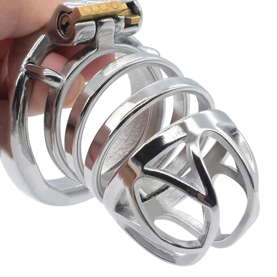 Grande cage de chastete en metal pour soumis