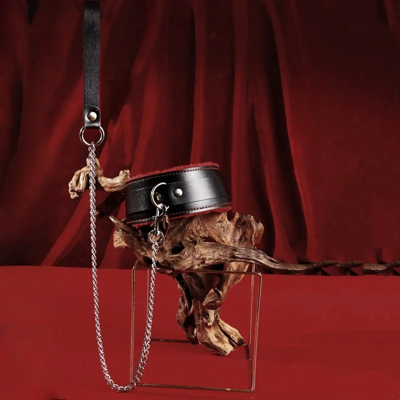 Kit BDSM Bondage Rouge et Noir 