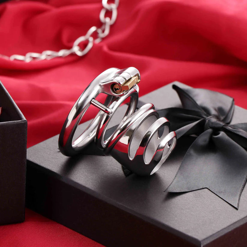 Petite cage de chastete design