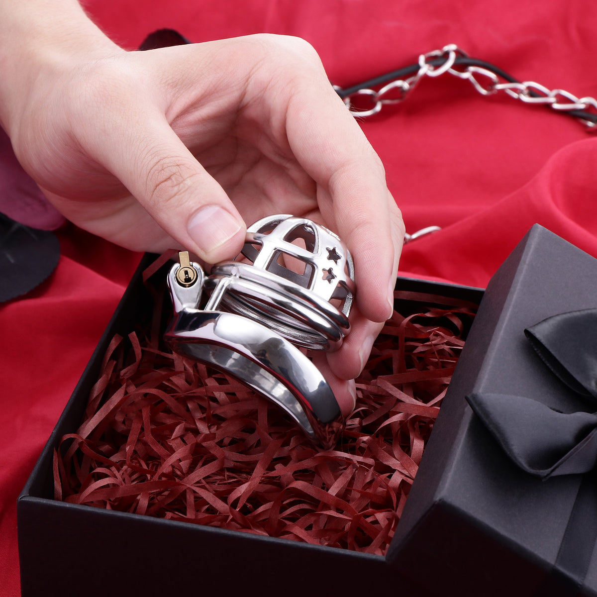 Micro cage de chasteté à étoiles en métal